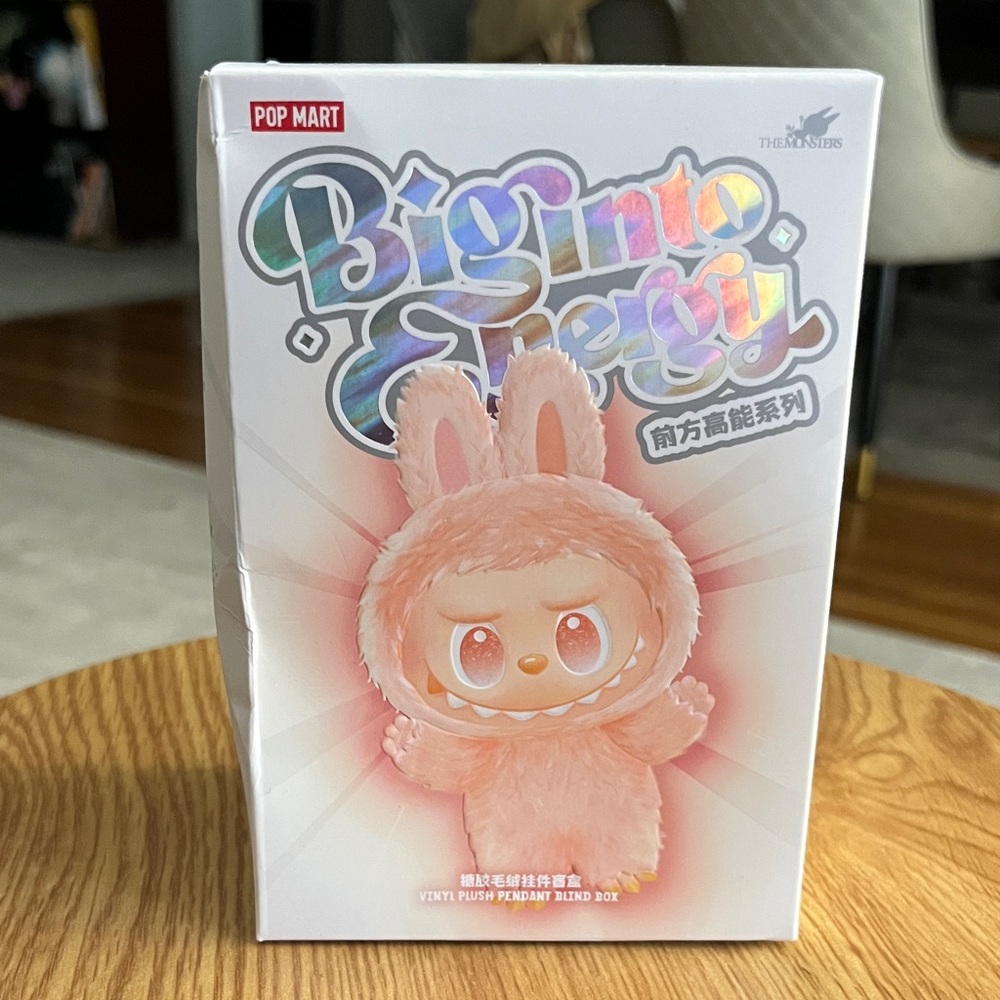 Labubu Big Into Energy Unopened (Love)